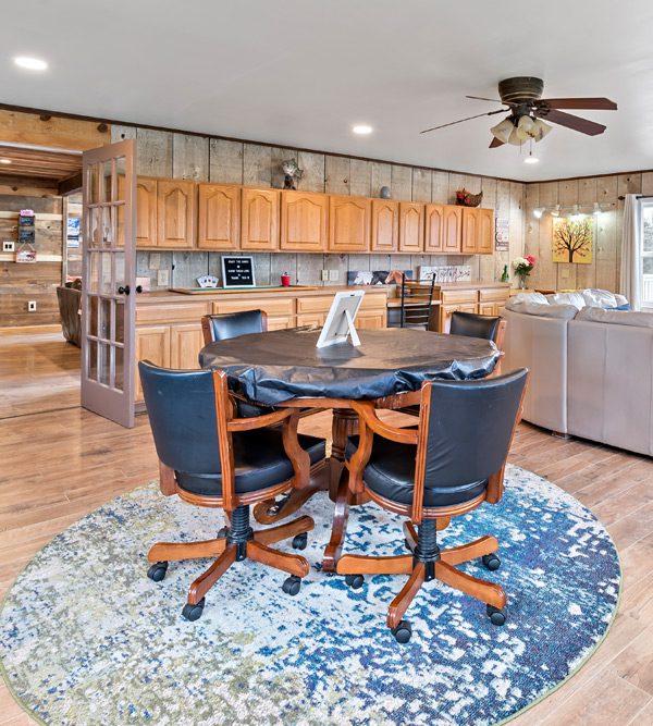 Big Blue Cabin Cozy Retreat