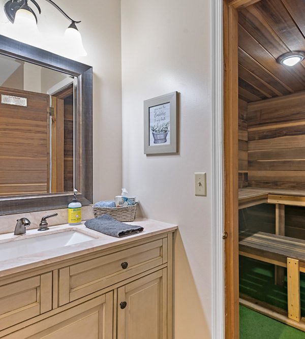 Big Blue Cabin Cozy Retreat