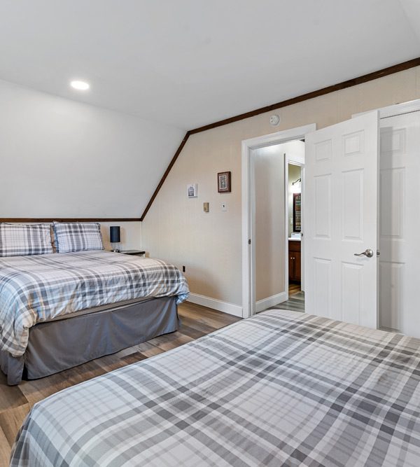 Big Blue Cabin Cozy Retreat