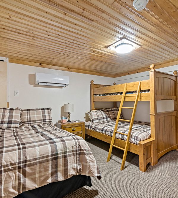 Big Blue Cabin Cozy Retreat